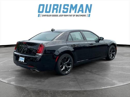 2021 Chrysler 300 S