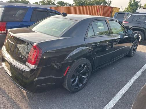 2021 Chrysler 300 S