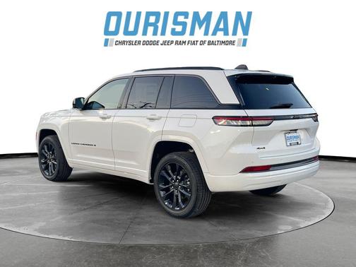 Bright White Clearcoat 2026 Jeep Grand Cherokee Limited