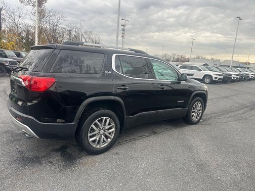 2019 GMC Acadia SLE-2
