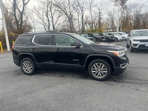 2019 GMC Acadia SLE-2