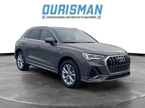 2024 Audi Q3 Premium 45 TFSI S line quattro Tiptronic