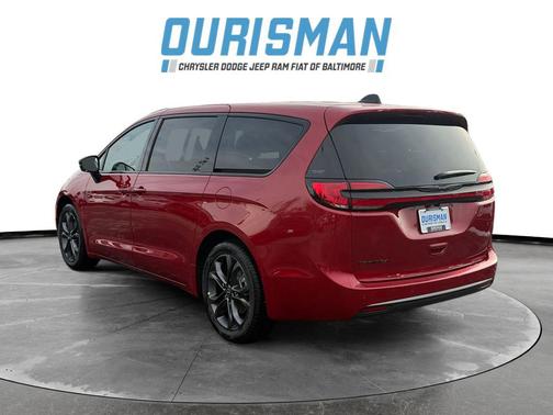 2026 Chrysler Pacifica L