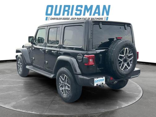 2026 Jeep Wrangler 4-Door Sahara 4x4