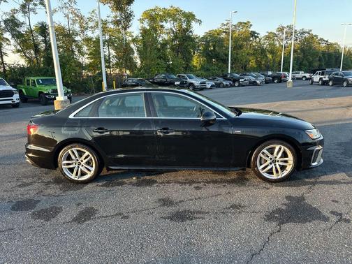 2023 Audi A4 45 S line Premium Plus