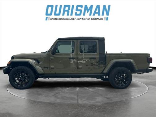 2025 Jeep Gladiator Nighthawk