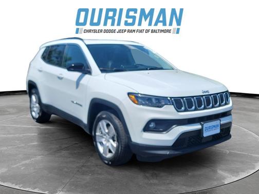 Bright White Clearcoat 2022 Jeep Compass Latitude
