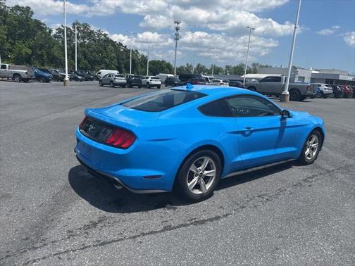 2022 Ford Mustang EcoBoost