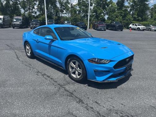2022 Ford Mustang EcoBoost