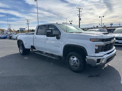 2024 Chevrolet Silverado 3500 LT