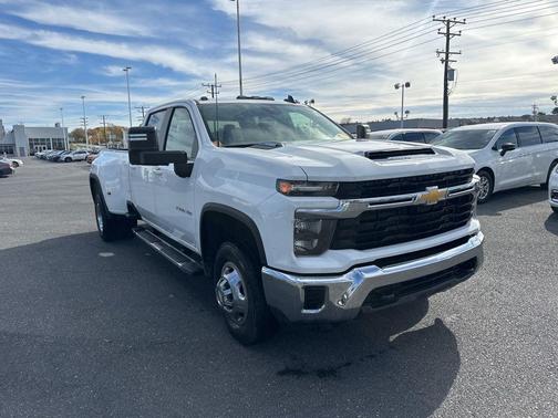 2024 Chevrolet Silverado 3500 LT