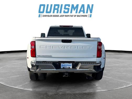 2024 Chevrolet Silverado 3500 LT