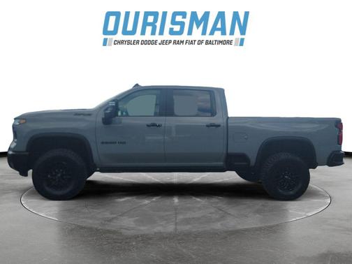 Slate Gray Metallic 2024 Chevrolet Silverado 2500 4WD Crew Cab Standard Bed ZR2