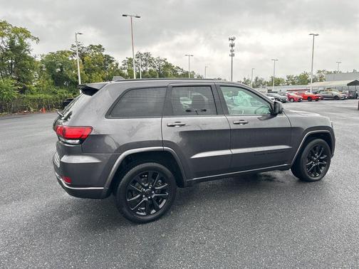 2018 Jeep Grand Cherokee Altitude