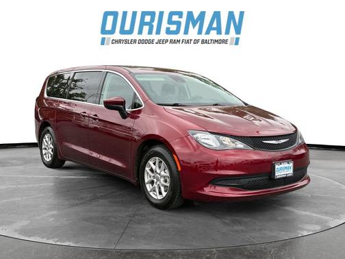 Velvet 2023 Chrysler Voyager LX