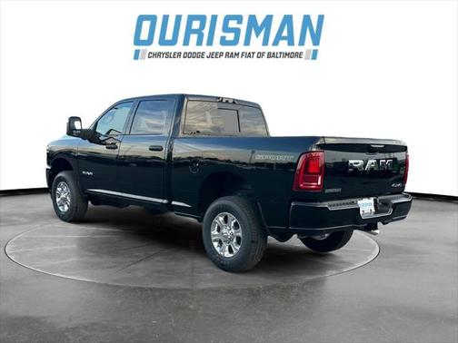 2025 RAM 2500 Big Horn Crew Cab 4x4 6'4' Box