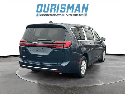 2025 Chrysler Pacifica L