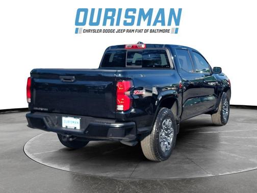 Black 2025 Chevrolet Colorado Z71