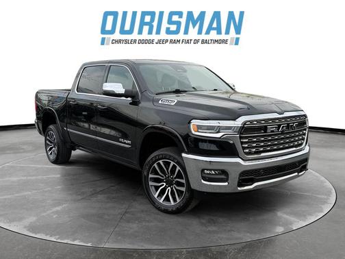 Diamond Black Crystal Pearlcoat 2025 RAM 1500 Limited
