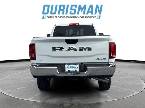 2025 RAM 2500 Tradesman Crew Cab 4x4 8' Box