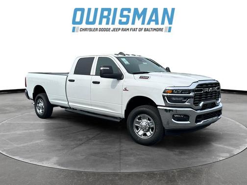 2025 RAM 2500 Tradesman Crew Cab 4x4 8' Box