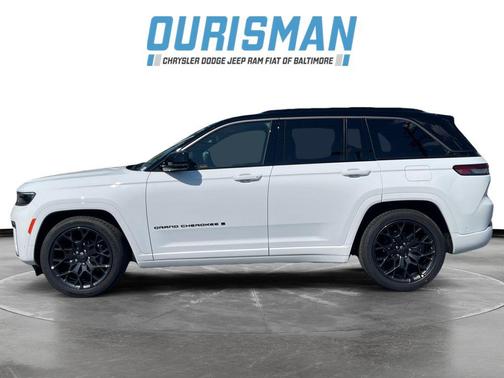 Bright White Clearcoat 2026 Jeep Grand Cherokee Summit