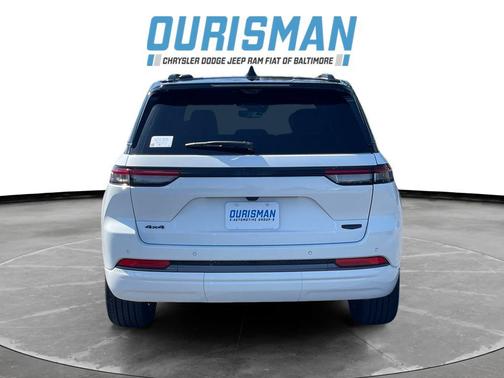 Bright White Clearcoat 2026 Jeep Grand Cherokee Summit