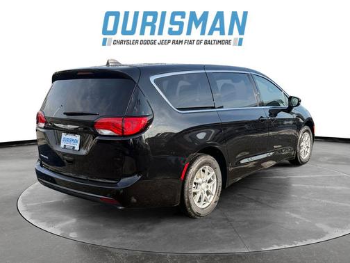 2026 Chrysler Voyager LX