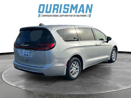 2026 Chrysler Pacifica L