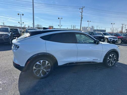 2022 Ford Mustang Mach-E Premium