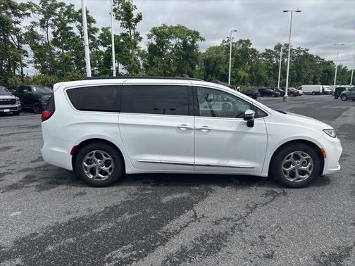 2023 Chrysler Pacifica Limited