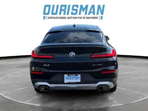 2023 BMW X4 xDrive30i