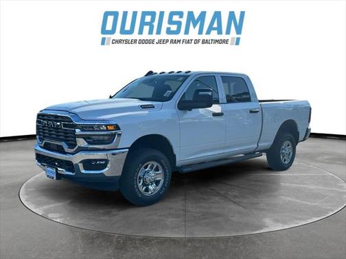 2025 RAM 2500 Tradesman Crew Cab 4x4 6'4' Box