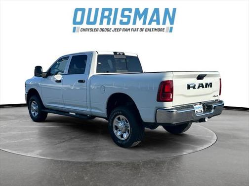 2025 RAM 2500 Tradesman Crew Cab 4x4 6'4' Box