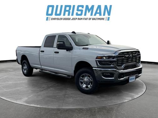 2026 RAM 3500 Tradesman Crew Cab 4x4 8' Box