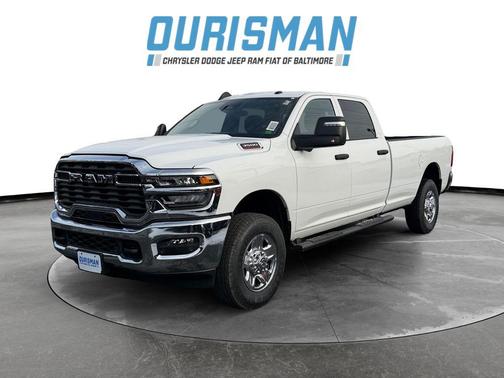 2026 RAM 3500 Tradesman Crew Cab 4x4 8' Box