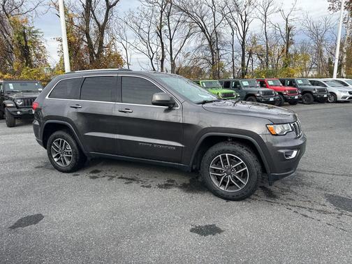 2019 Jeep Grand Cherokee Laredo