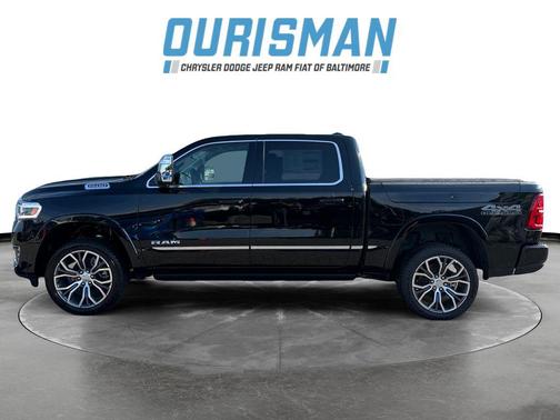Diamond Black Crystal Pearlcoat 2026 RAM 1500 ST