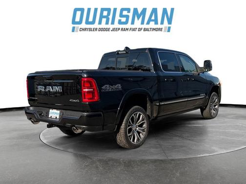 Diamond Black Crystal Pearlcoat 2026 RAM 1500 ST