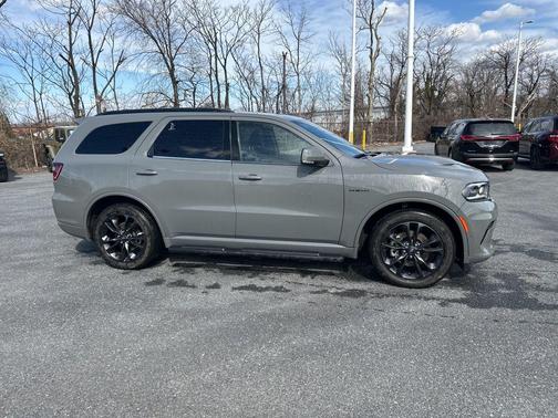 2022 Dodge Durango Orange Sport RWD