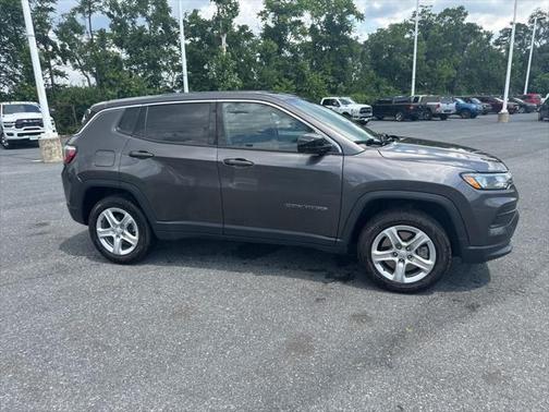2023 Jeep Compass Sport