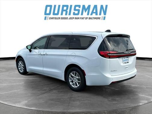 2025 Chrysler Pacifica L