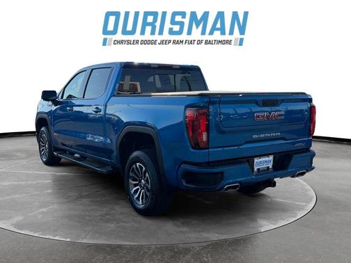 2023 GMC Sierra 1500 AT4