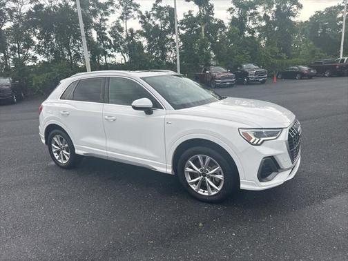 2024 Audi Q3 Premium 45 TFSI S line quattro Tiptronic