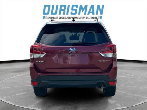 2024 Subaru Forester Premium