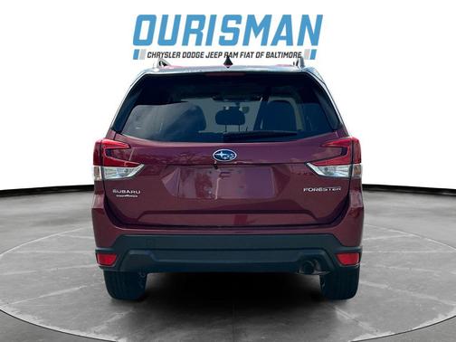 2024 Subaru Forester Premium