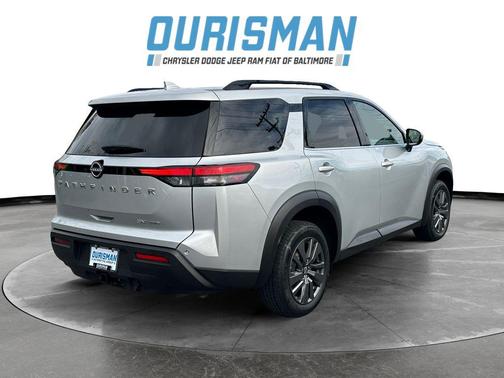 2024 Nissan Pathfinder SV 4WD