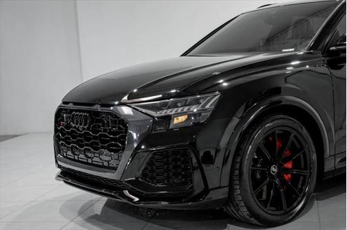 2023 Audi RS Q8 4.0T
