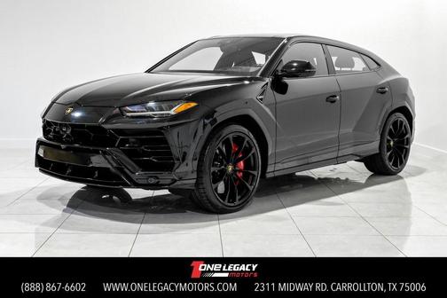2022 Lamborghini Urus Graphite Capsule
