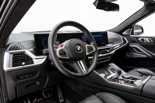 2025 BMW X6 M Base